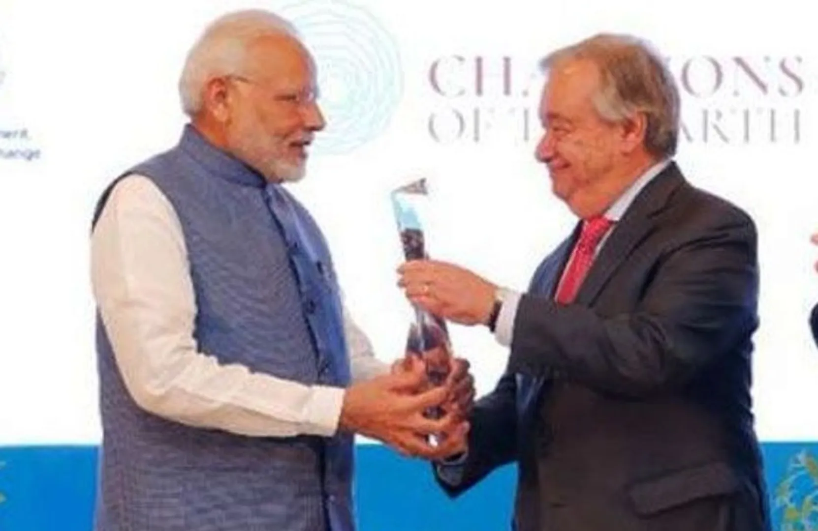 modi UNO award